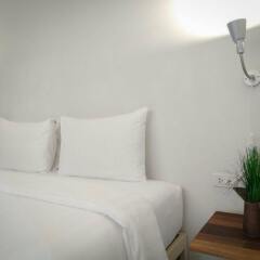 Отель NY TH Hotel Таиланд, Сирача - отзывы, цены и фото номеров - забронировать отель NY TH Hotel онлайн комната для гостей фото 2