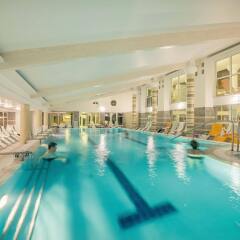 Hotel Európa Fit бассейн