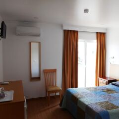 Agua Marinha - Hotel сейф в номере
