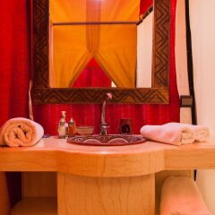 Отель Luxury Camp Chebbi Марокко, Мерзуга - отзывы, цены и фото номеров - забронировать отель Luxury Camp Chebbi онлайн ванная фото 2