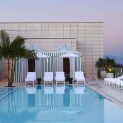 Отель Waldorf Astoria Beverly Hills Беверли Хиллс бассейн