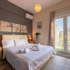 Отель Renovated lovely aptm near to Acropolis Греция, Афины - отзывы, цены и фото номеров - забронировать отель Renovated lovely aptm near to Acropolis онлайн комната для гостей фото 3