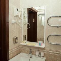 Гостиница Topaz Казахстан, Нур-Султан - отзывы, цены и фото номеров - забронировать гостиницу Topaz онлайн ванная фото 2