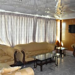 Valley Tracker in Murree, Pakistan from 82$, photos, reviews - zenhotels.com hotel interior