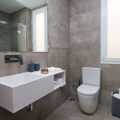Отель Condominio San Bernardino Испания, Мадрид - отзывы, цены и фото номеров - забронировать отель Condominio San Bernardino онлайн ванная фото 2