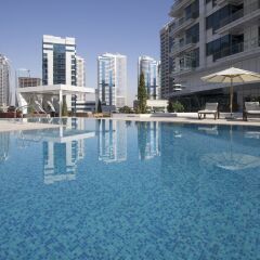 Отель La Verda Dubai Marina Suites & Villas Дубай бассейн фото 2