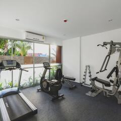 Отель Condo in Karon in Chic Condo (Unit A108) фитнесс-зал
