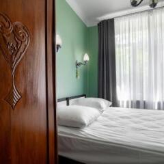 Гостиница Hostels Rus-Ekaterinburg в Екатеринбурге 1 отзыв об отеле, цены и фото номеров - забронировать гостиницу Hostels Rus-Ekaterinburg онлайн Екатеринбург комната для гостей фото 2