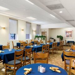 Отель Travelodge by Wyndham Calgary International Airport South Канада, Калгари - отзывы, цены и фото номеров - забронировать отель Travelodge by Wyndham Calgary International Airport South онлайн детские мероприятия фото 2