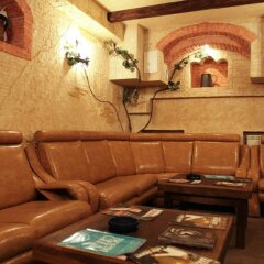 Central Hotel развлечения