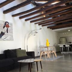 Отель Apartamento Paseo del Arte I Мадрид гостиничный бар