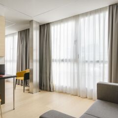 Отель Exe Plaza Catalunya Испания, Барселона - 3 отзыва об отеле, цены и фото номеров - забронировать отель Exe Plaza Catalunya онлайн комната для гостей фото 4