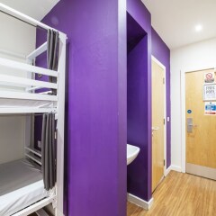 Отель Safestay Edinburgh Royal Mile Великобритания, Эдинбург - отзывы, цены и фото номеров - забронировать отель Safestay Edinburgh Royal Mile онлайн сейф в номере