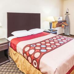 Отель Super 8 by Wyndham Calgary/Airport Канада, Калгари - отзывы, цены и фото номеров - забронировать отель Super 8 by Wyndham Calgary/Airport онлайн удобства в номере фото 2