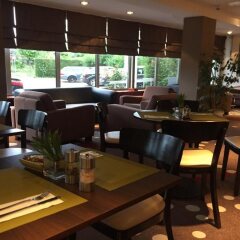 Отель Leonardo Inn Airport Hamburg Гамбург питание фото 3
