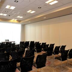 Отель Holiday Inn Amsterdam - Arena Towers