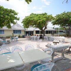 Отель Sea Wyf Cottage, Silver Sands 2BR бассейн