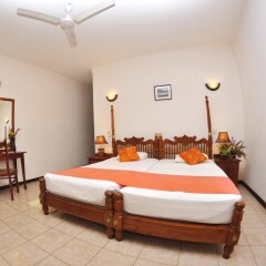 Отель Royal Beach Resort Шри-Ланка, Индурува - отзывы, цены и фото номеров - забронировать отель Royal Beach Resort онлайн комната для гостей фото 2