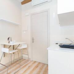 Отель AinB Gothic-Jaume I Apartments Испания, Барселона - 3 отзыва об отеле, цены и фото номеров - забронировать отель AinB Gothic-Jaume I Apartments онлайн удобства в номере