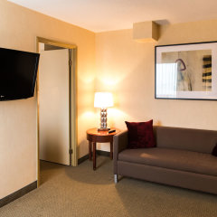 Отель Radisson Kitchener Канада, Китченер - отзывы, цены и фото номеров - забронировать отель Radisson Kitchener онлайн комната для гостей