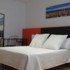 Отель Barcelona City Centre Hostal Испания, Барселона - отзывы, цены и фото номеров - забронировать отель Barcelona City Centre Hostal онлайн комната для гостей фото 2