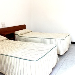 Отель Hostal Bonavista Испания, Бланес - 1 отзыв об отеле, цены и фото номеров - забронировать отель Hostal Bonavista онлайн комната для гостей