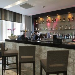 Отель Thistle Holborn, The Kingsley гостиничный бар