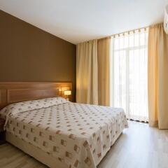 Апартаменты Two Bedroom Apartment with Kitchen & Balcony комната для гостей фото 4