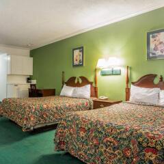 Отель Rodeway Inn комната для гостей фото 3