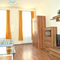 Отель Vienna Family Apartments Австрия, Вена - отзывы, цены и фото номеров - забронировать отель Vienna Family Apartments онлайн комната для гостей