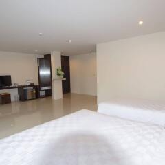 Отель Peak Boutique City Hotel Таиланд, Краби - отзывы, цены и фото номеров - забронировать отель Peak Boutique City Hotel онлайн удобства в номере фото 2