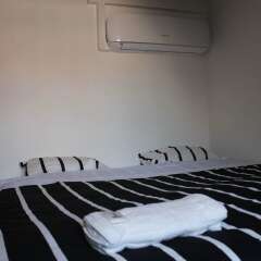 Surf in Chiado Hostel сейф в номере