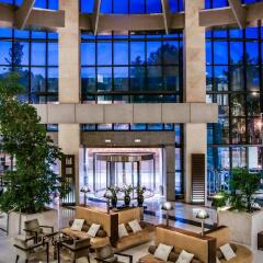 Отель Eurostars Suites Mirasierra фото 2