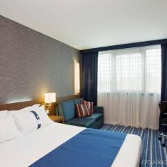 Отель Holiday Inn Express Lisbon Airport комната для гостей фото 3