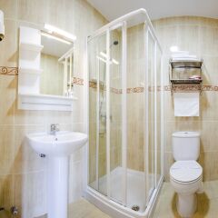 Отель Arce Baiona Испания, Байона - отзывы, цены и фото номеров - забронировать отель Arce Baiona онлайн ванная