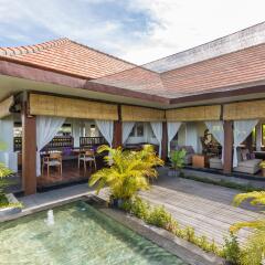 Ubud Village Hotel спа