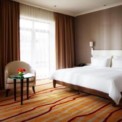 Гостиница Courtyard Marriott Sochi Krasnaya Polyana 4* Стандартный номер с разными типами кроватей фото 6