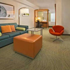 Отель SpringHill Suites by Marriott New York LaGuardia Airport США, Нью-Йорк - отзывы, цены и фото номеров - забронировать отель SpringHill Suites by Marriott New York LaGuardia Airport онлайн комната для гостей фото 5
