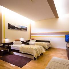 Centrum Dikul Hotel комната для гостей фото 5