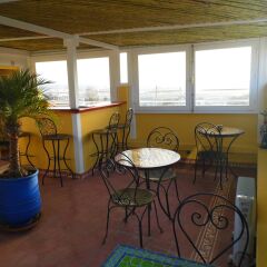 Отель Riad A La Belle Etoile гостиничный бар