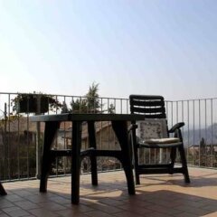 Отель Agriturismo Le Viole Здание Barolo балкон