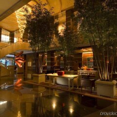 Отель Conrad Centennial Singapore Сингапур, Сингапур - 1 отзыв об отеле, цены и фото номеров - забронировать отель Conrad Centennial Singapore онлайн бассейн