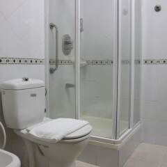 Отель Al Seef Hotel ОАЭ, Шарджа - 3 отзыва об отеле, цены и фото номеров - забронировать отель Al Seef Hotel онлайн ванная фото 3