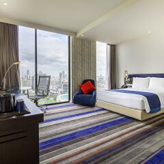Отель Holiday Inn Express Siam Бангкок комната для гостей фото 3