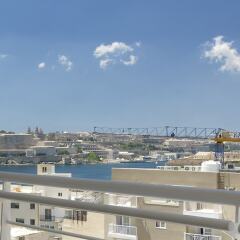 Отель Luxury Apartment inc Pool & Views Мальта, Слима - отзывы, цены и фото номеров - забронировать отель Luxury Apartment inc Pool & Views онлайн