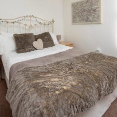 Отель Cosy 2BD Terrace House in Chorlton комната для гостей фото 3