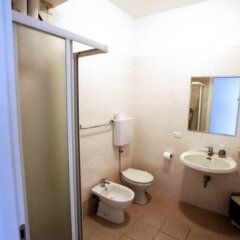 Отель Appartamenti Emmaus Макканьо ванная фото 2