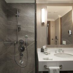 Radisson Blu Hotel Diyarbakir Турция, Диярбакыр - отзывы, цены и фото номеров - забронировать отель Radisson Blu Hotel Diyarbakir онлайн ванная фото 2