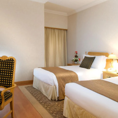 Отель Crowne Plaza Dubai комната для гостей фото 5