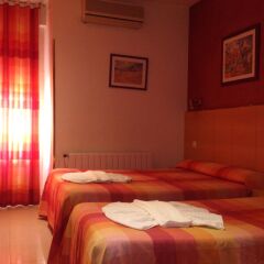 Отель Hostal Tijcal I комната для гостей фото 2